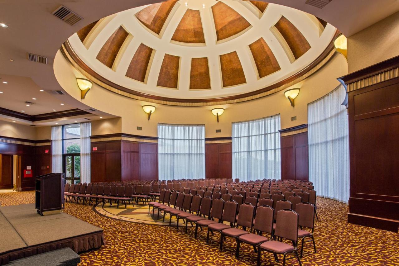 Crowne Plaza Providence-Warwick Hotel Eksteriør billede