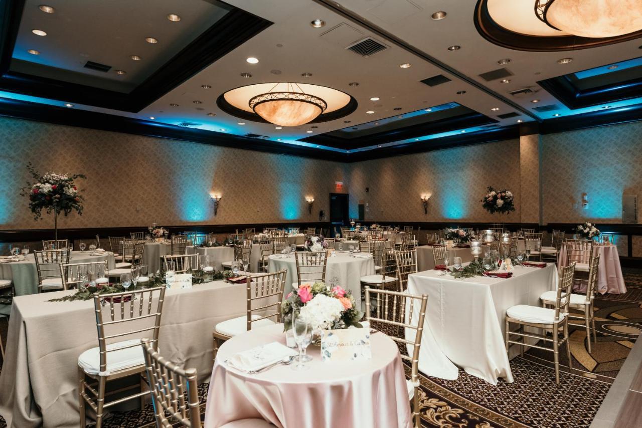 Crowne Plaza Providence-Warwick Hotel Eksteriør billede